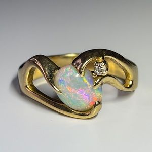 Vintage 14k Australian Opal Diamond Ring 5g - image 1